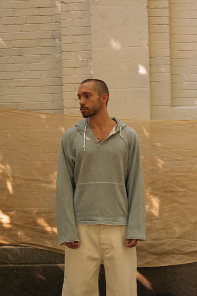 Raglan Hoodie in Grey